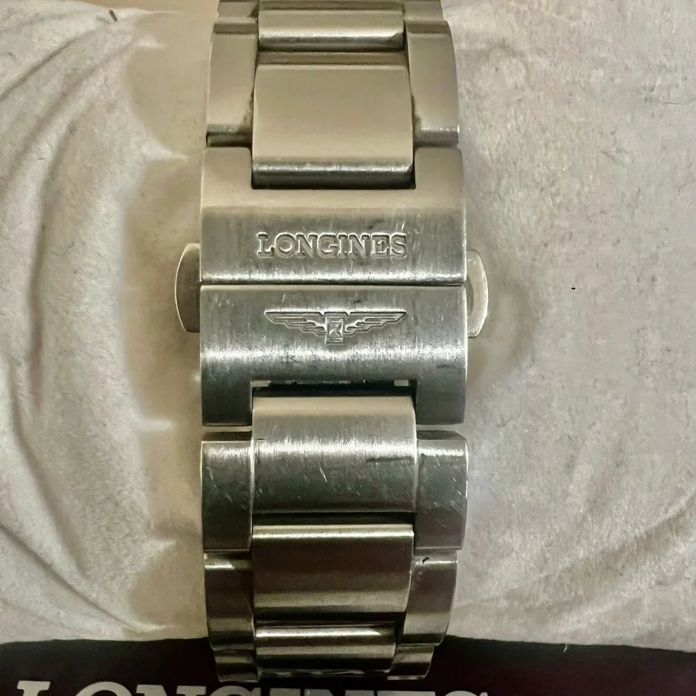 Longines Conquest V.H.P. Date Designer Classic Men’s Watch - Picture 5 of 8